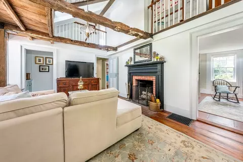 Living - 276 County Rd, Bourne, MA 02532 photo 4 of 5