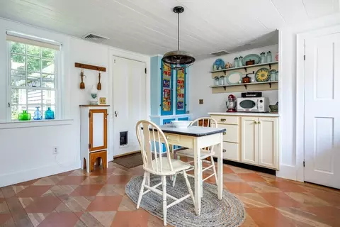 Kitchen - 276 County Rd, Bourne, MA 02532 photo 2 of 4