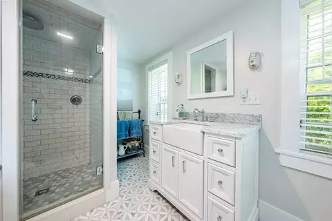 Bath - 276 County Rd, Bourne, MA 02532 photo 2 of 2