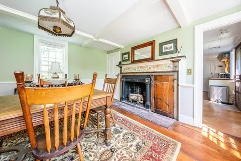Dining - 276 County Rd, Bourne, MA 02532 photo 1 of 4