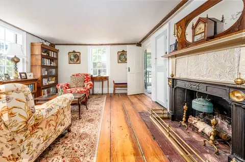 Living - 276 County Rd, Bourne, MA 02532 photo 2 of 5