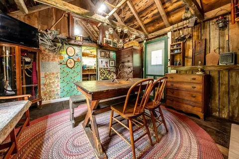 Dining - 276 County Rd, Bourne, MA 02532 photo 4 of 4