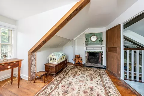 Bedroom - 276 County Rd, Bourne, MA 02532 photo 3 of 7