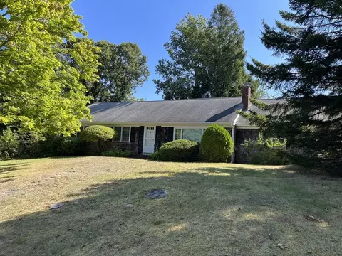 74 Shaker House Rd, Yarmouth, MA 02675