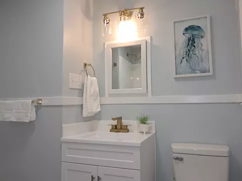 7 Paris Ave, Worcester, MA 01603 photo 18