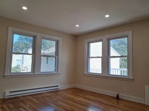 7 Paris Ave, Worcester, MA 01603 photo 23