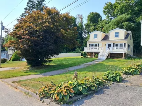 7 Paris Ave, Worcester, MA 01603 photo 4