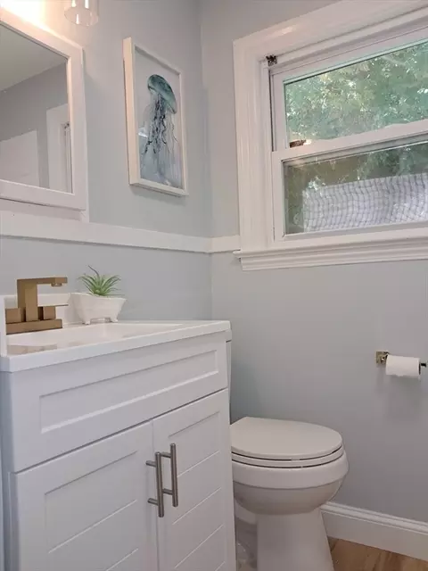 7 Paris Ave, Worcester, MA 01603 photo 19
