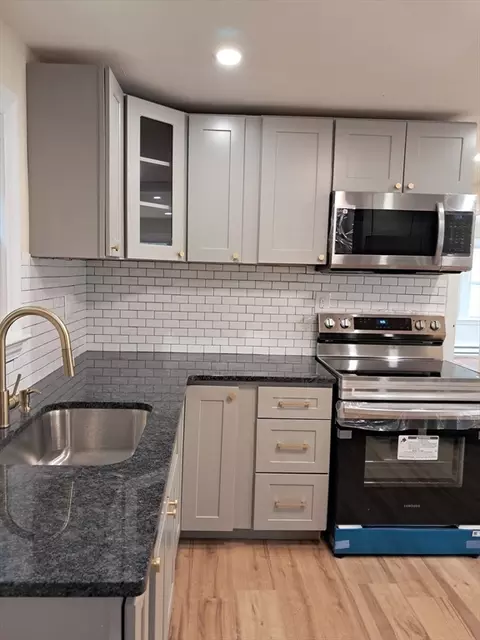 7 Paris Ave, Worcester, MA 01603 photo 11