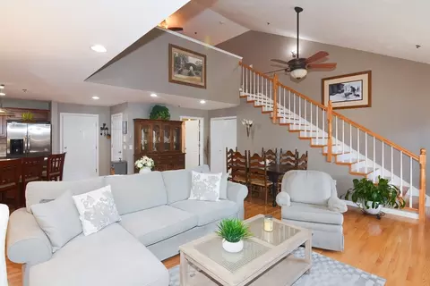 216 Reservoir 308 #308, Holden, MA 01520
