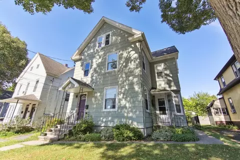 26-28 Pleasant St, South Hadley, MA 01075