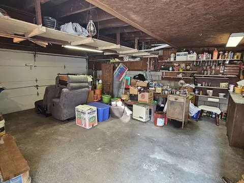 460 William St, Fall River, MA 02721 photo 23