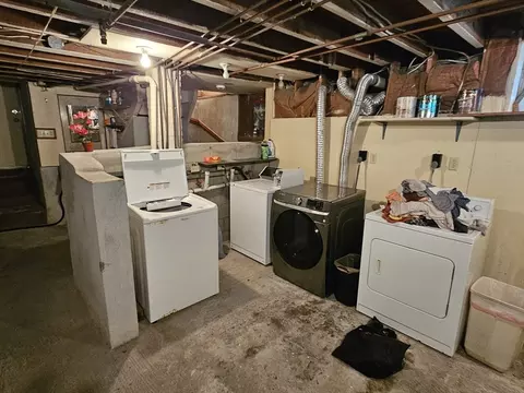 460 William St, Fall River, MA 02721 photo 17