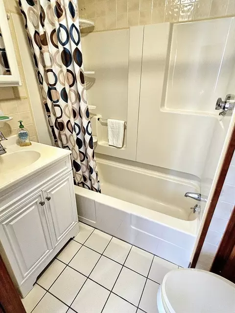 460 William St, Fall River, MA 02721 photo 14