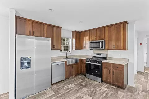 194 Lafayette Rd #26E, Salisbury, MA 01952