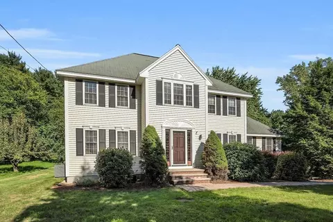 139 Greenwood Rd, Andover, MA 01810