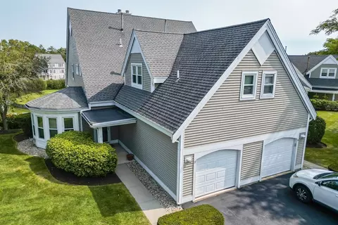 17 Bay Pointe Drive Ext #17, Buzzards Bay, MA 02532