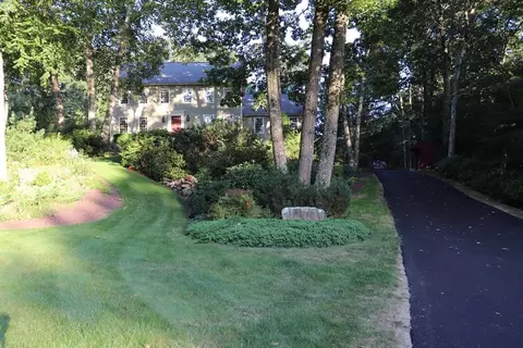 24 Plumbley Rd, Upton, MA 01568 photo 2