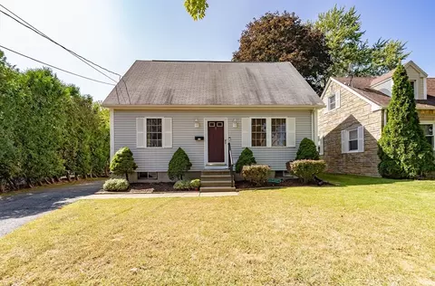 116 Garland St, Springfield, MA 01118