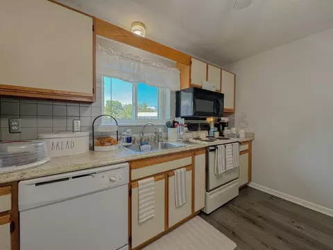 5455 N Main St #21F, Fall River, MA 02720 photo 10