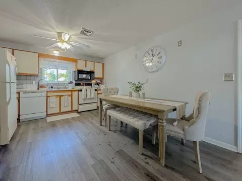 5455 N Main St #21F, Fall River, MA 02720 photo 6