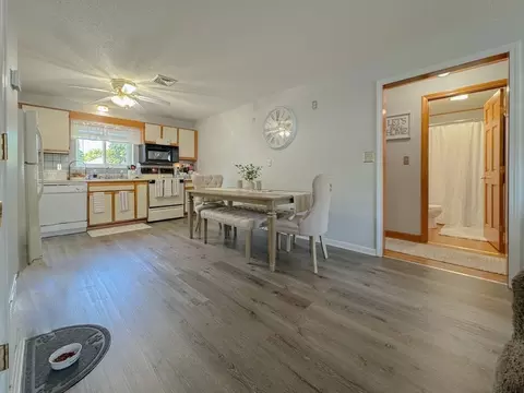 5455 N Main St #21F, Fall River, MA 02720 photo 8