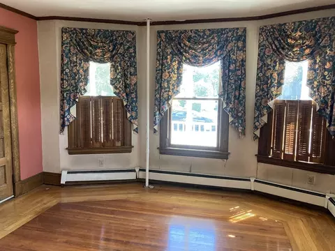 472 Broadway St, Chicopee, MA 01020 photo 12