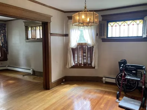 472 Broadway St, Chicopee, MA 01020 photo 11