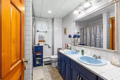 Bath - 614 Birch St, Fall River, MA 02724 photo 1 of 2