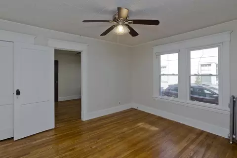 Living - 283-285 Lexington St, Springfield, MA 01104 photo 7 of 10