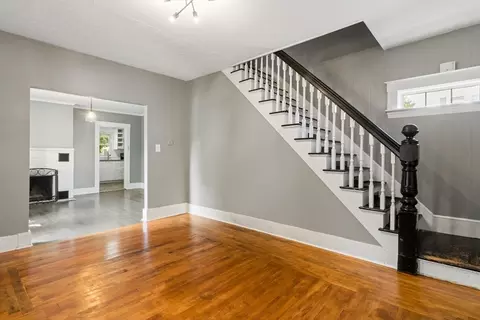 10 Avon St, Brockton, MA 02301