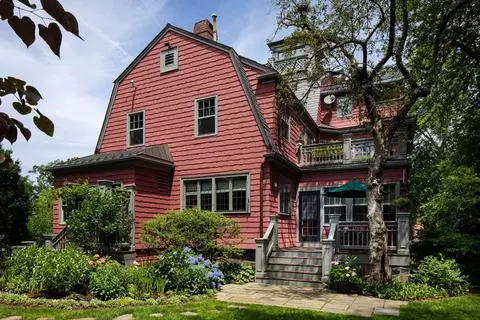 2 Garden Ter, Cambridge, MA 02138