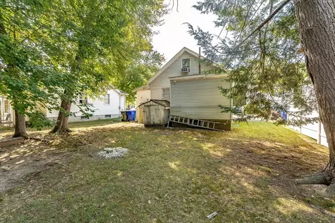 Exterior - 73 Lamont St, Springfield, MA 01119 photo 1 of 1