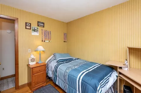 71 Pine St, Danvers, MA 01923 photo 27