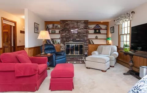 71 Pine St, Danvers, MA 01923 photo 13