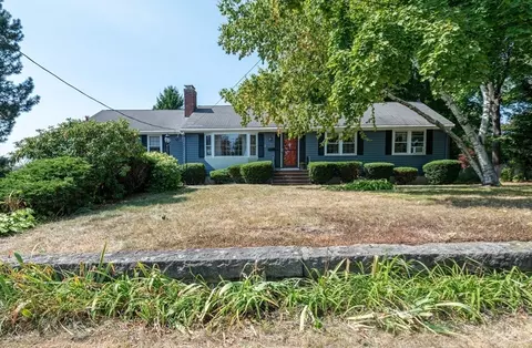 71 Pine St, Danvers, MA 01923 photo 32
