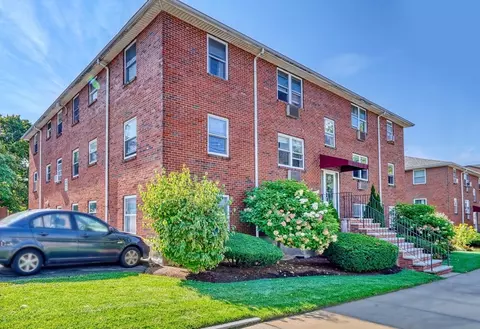 37 Montvale #4, Woburn, MA 01801