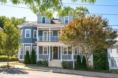 21 Whitney Ave #2L, Beverly, MA 01915