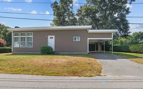 19 Harold St, Taunton, MA 02780