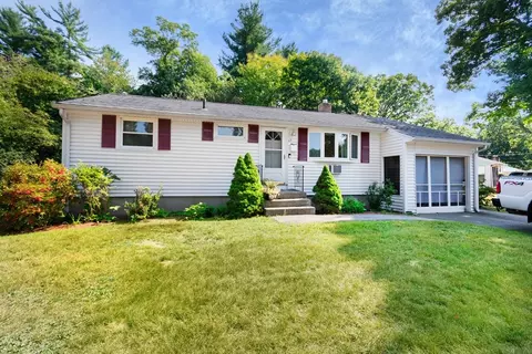 23 Oakland Ave, Tewksbury, MA 01876