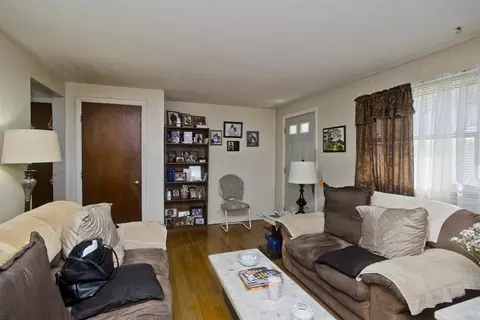 83 Lamont St, Springfield, MA 01119 photo 16