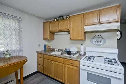 83 Lamont St, Springfield, MA 01119 photo 29
