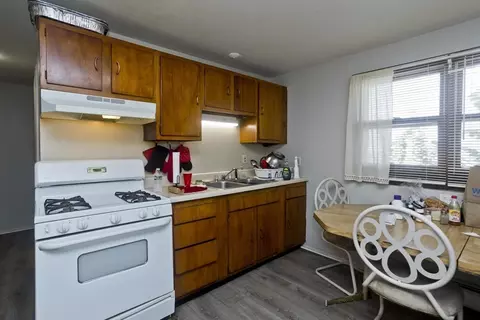 83 Lamont St, Springfield, MA 01119 photo 11
