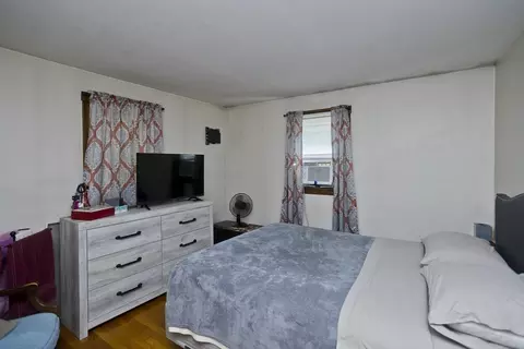 83 Lamont St, Springfield, MA 01119 photo 18