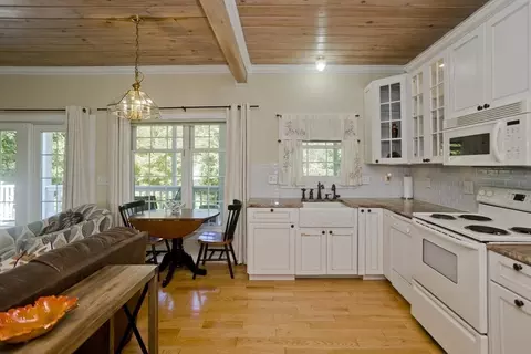 505 E State, Granby, MA 01033 photo 17
