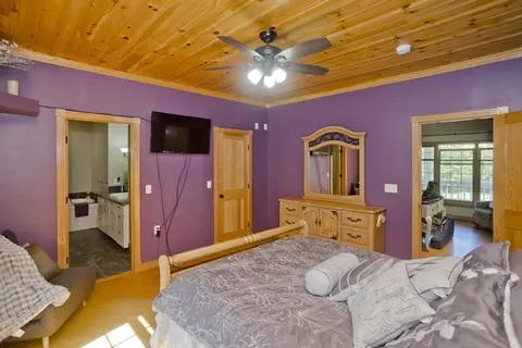 505 E State, Granby, MA 01033 photo 8