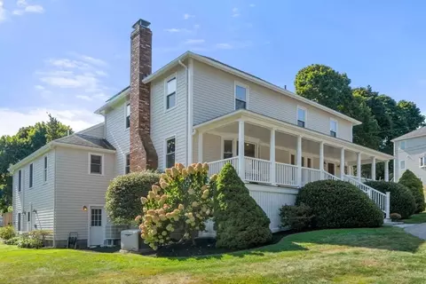26 Ash St, Cohasset, MA 02025