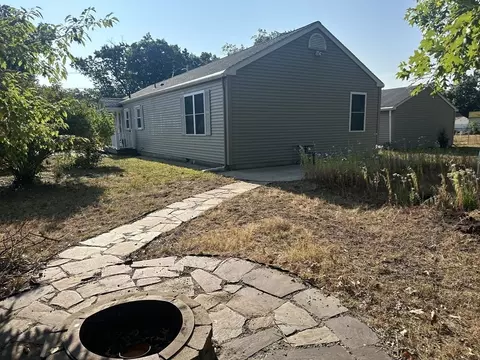 Exterior - 608 James St, Chicopee, MA 01020 photo 8 of 10