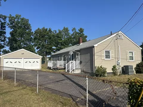 Exterior - 608 James St, Chicopee, MA 01020 photo 4 of 10