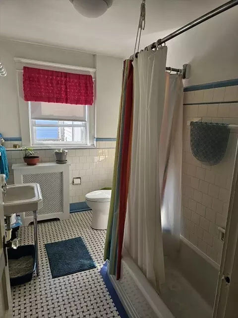 702 Robeson St, Fall River, MA 02720 photo 24